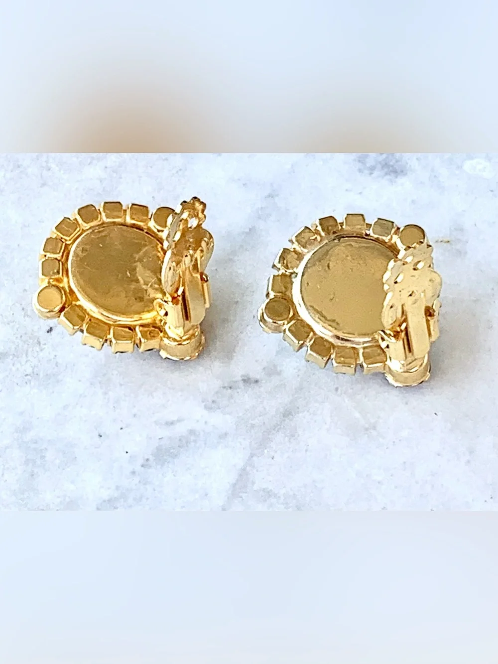 JULIANA D & L RIVOLI Gold Crystal Aurora Borealis CLIP ON EARRINGS VINTAGE 60’s